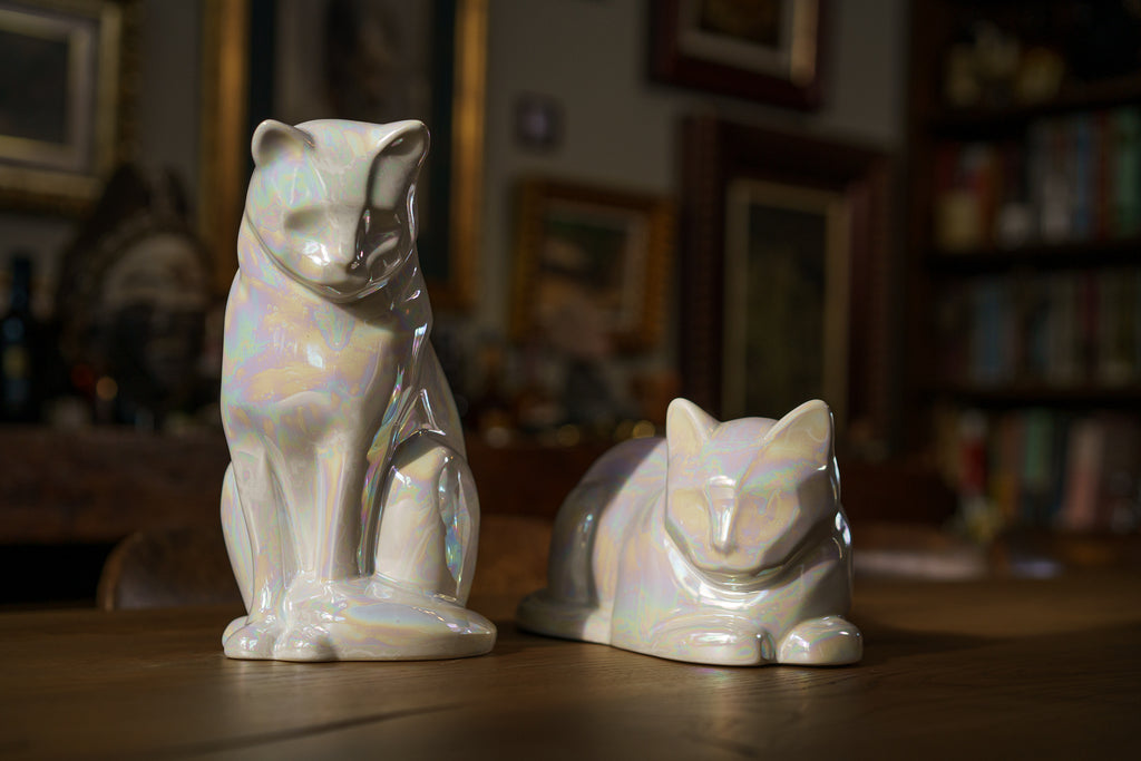 Neko Urna per Ceneri Animali - Bianco Perla | Ceramica | Artigianale