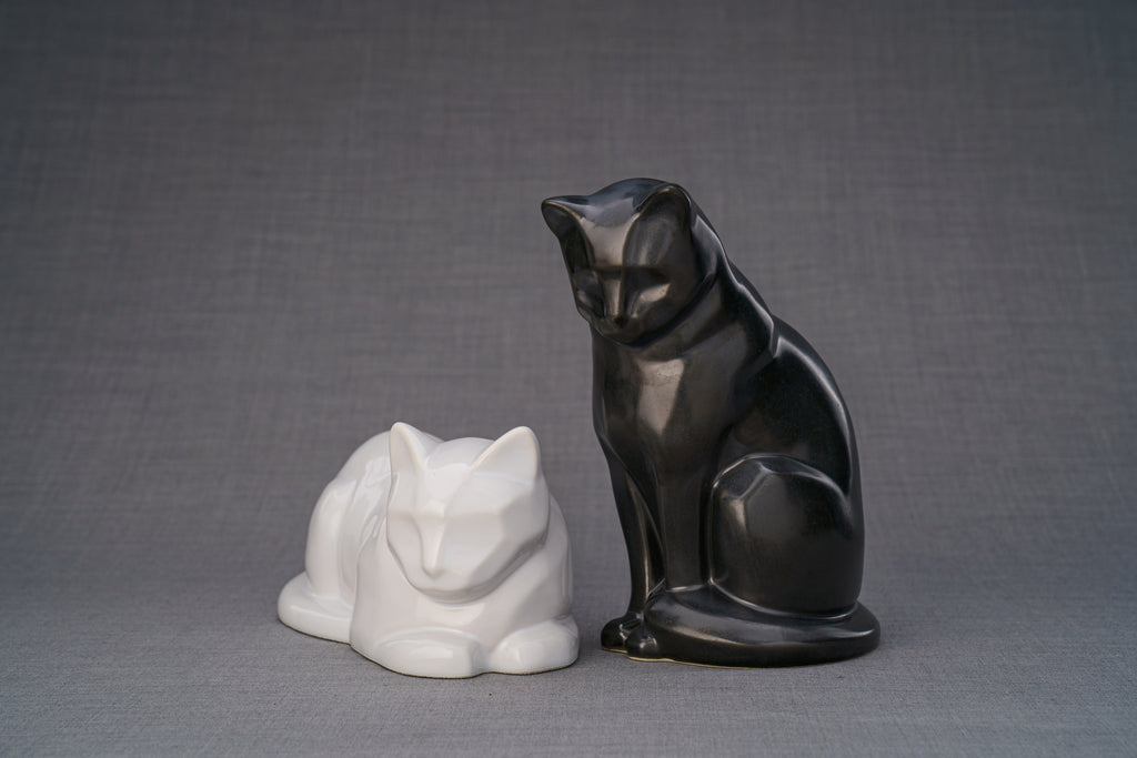 Neko Urna per Ceneri Animali - Opaco Scuro | Ceramica | Artigianale